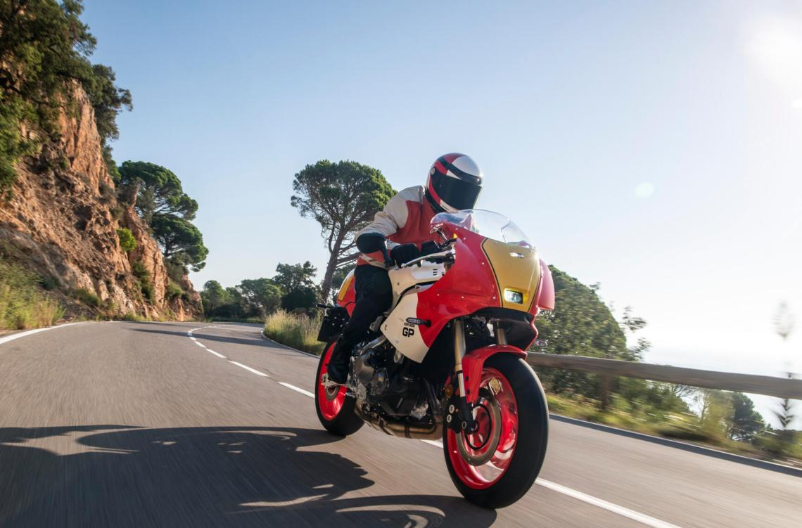 XSR900 GP