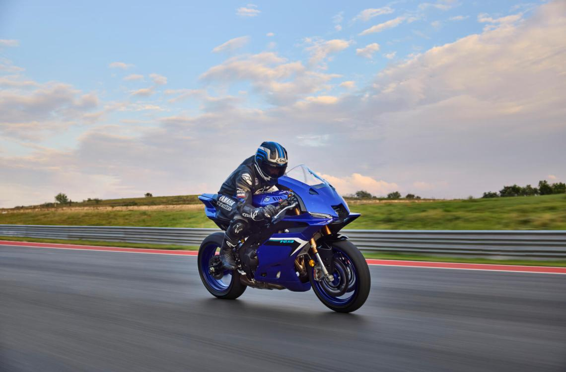 YZF-R9
