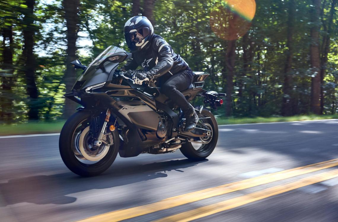 YZF-R9