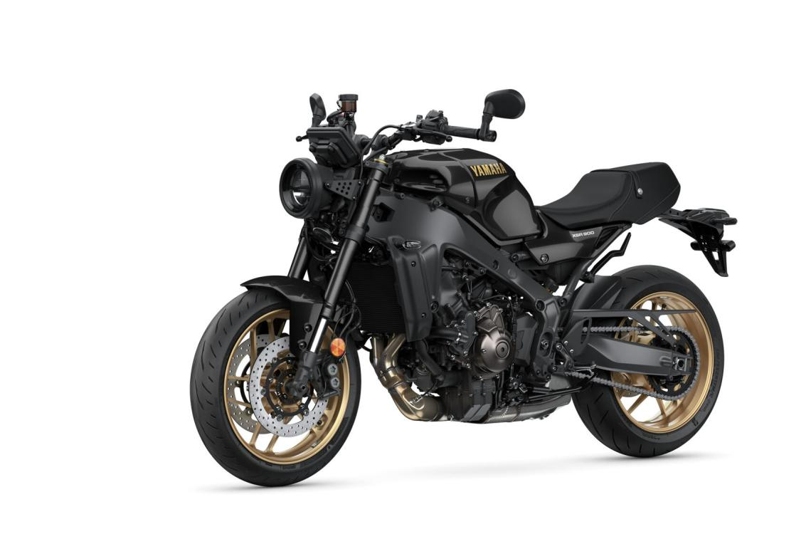 XSR900