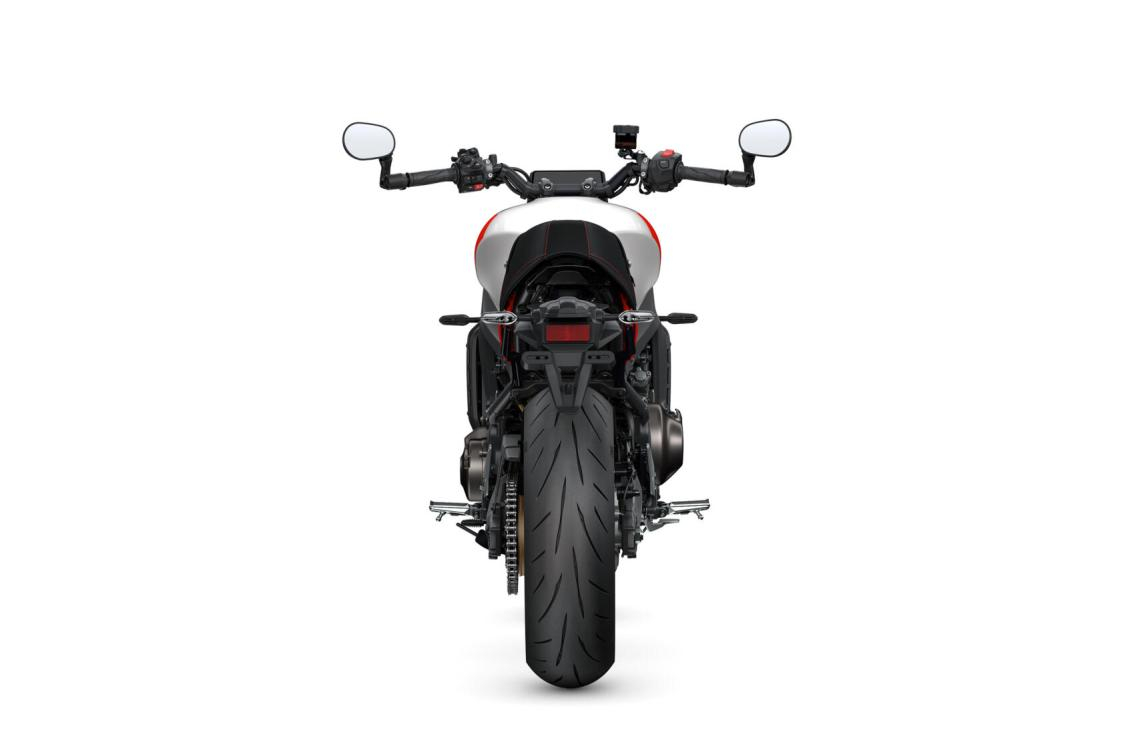 XSR900