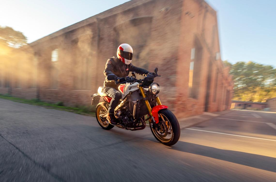 XSR900