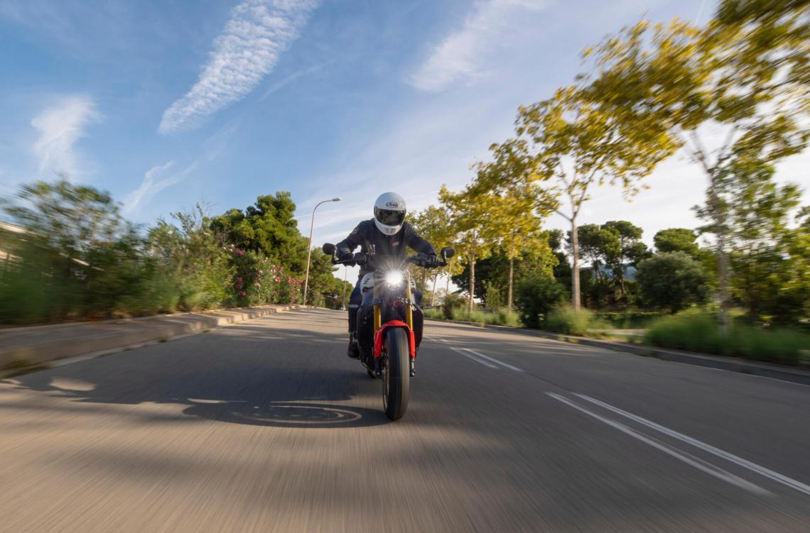 XSR900