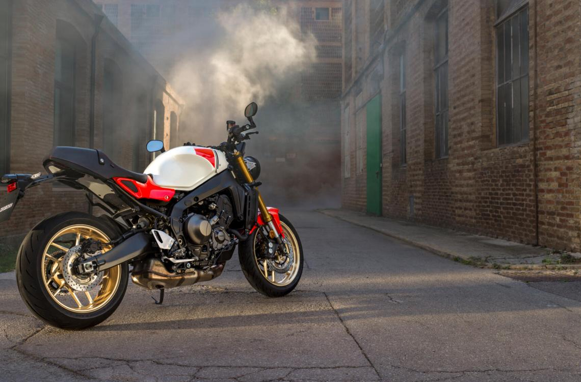 XSR900