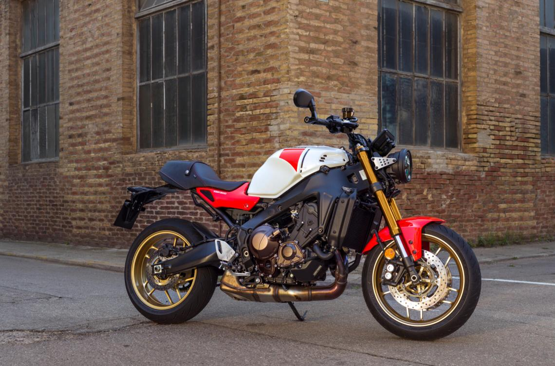 XSR900