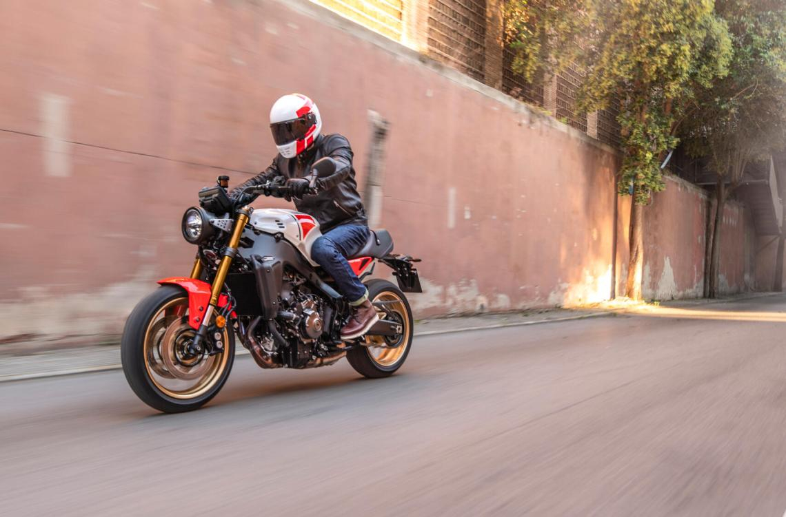 XSR900