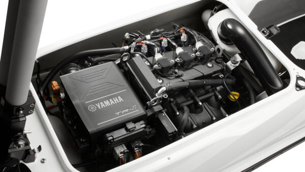 Четырехтактный двигатель TR-1 