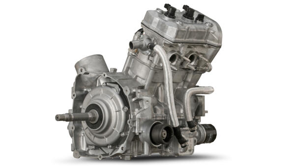 Мощный 850-кубовый двухцилиндровый двигатель 