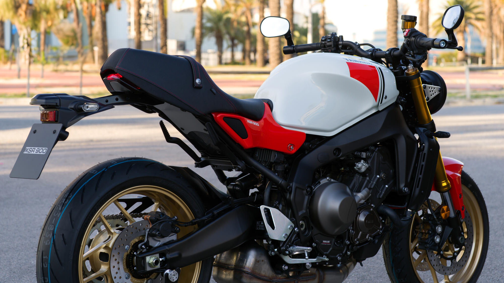 Дизайн в стиле классических моделей Yamaha 