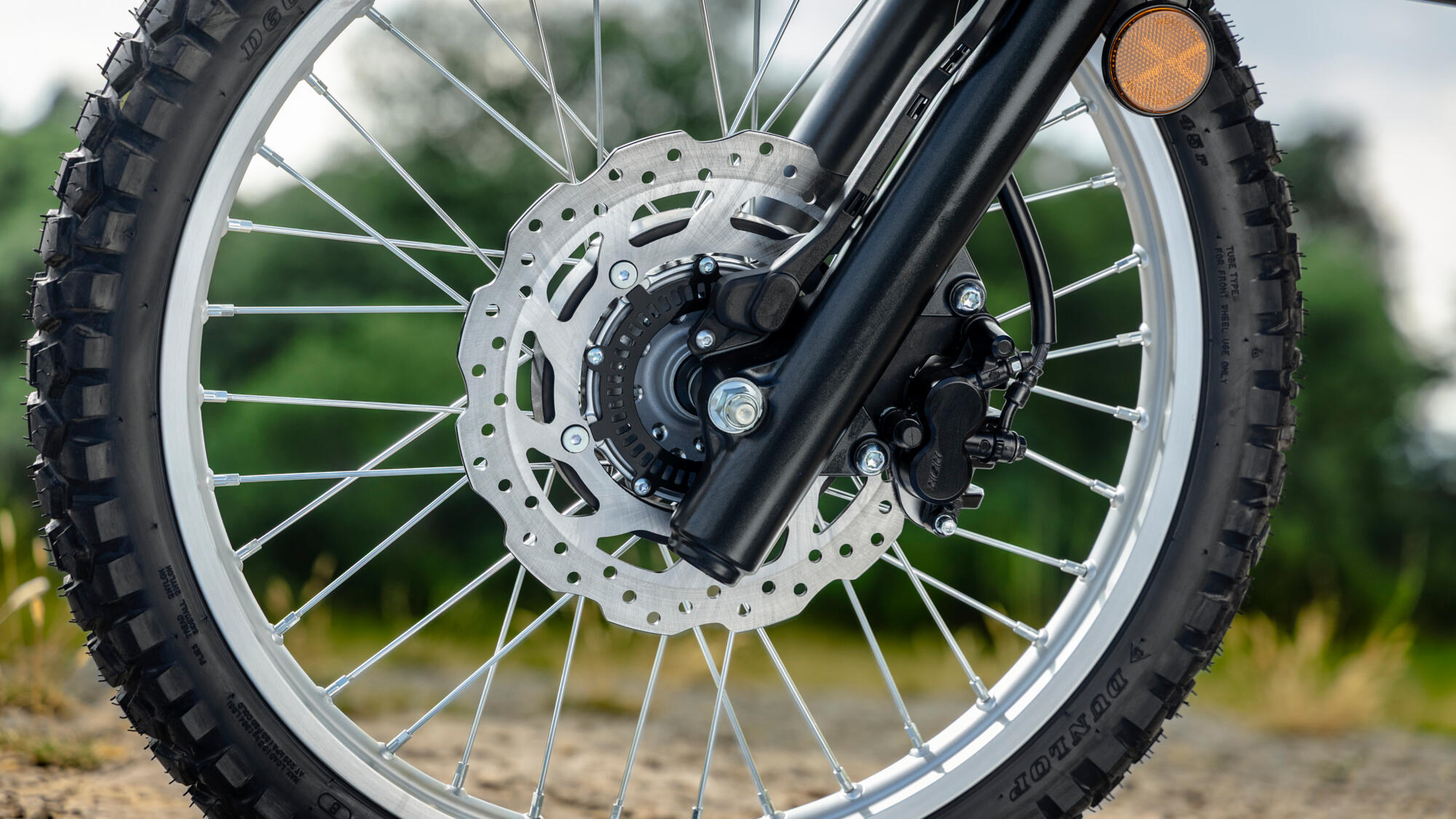 Дисковые тормоза с ABS спереди 